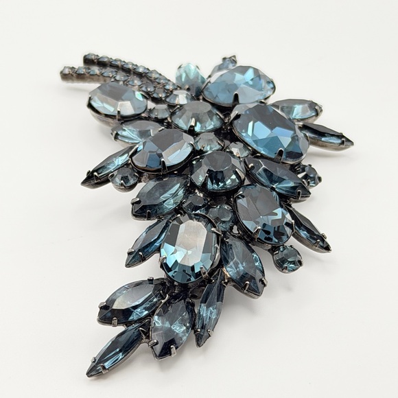 Jennifer Behr Teal Crystal Floral Hair Clip main image 9